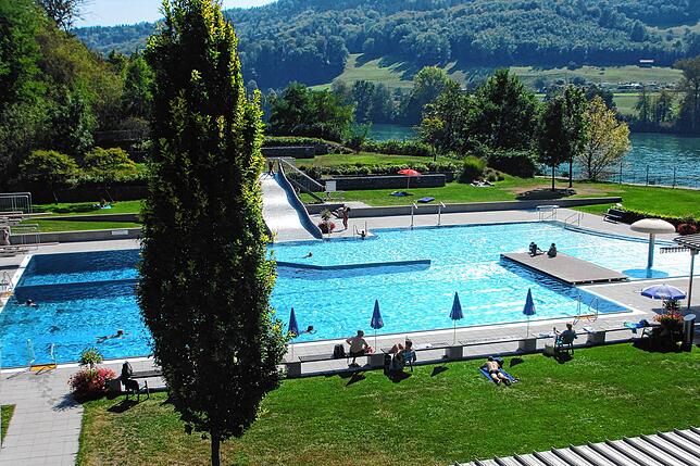 Noch wenige Plätze frei gibt es in einem Schwimmkurs im Gartenstrandbad Laufenburg.