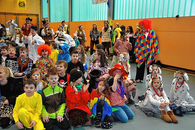 Bild 33: Fasnacht in Leimbach: Grundschüler befreit! Die schönsten Bilder der Narrenaktion im Überblick