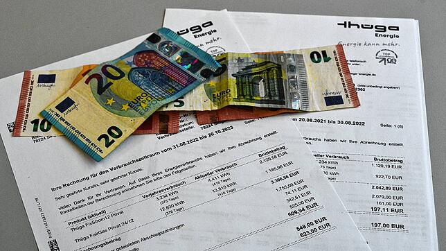 Eine Rechnung der Thüga Energie von Ende November. Mit welchen Kosten müssen Kunden nach dem Auslaufen der Energiepreisbremsen für ...