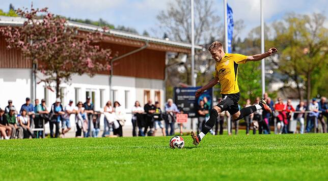 Bild 6: Unsere große Bildergalerie vom 3:0-Sieg des FC Neustadt gegen den FC Gutmadingen