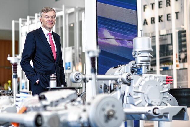 Vorstandsvorsitzender Wolf-Henning Scheider im Forum der ZF Friedrichshafen AG.