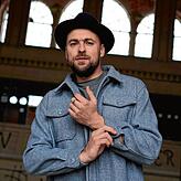 Max Mutzke eröffnet das Lörracher Stimmen-Festival