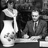 Ein denkwürdiges Ereignis zu Zeiten des Eisernen Vorhangs am 12. Juli 1984: Karel Bican, Bürgermeister von Tábor (Mitte) und der ...