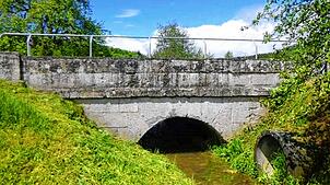 Die Mühlbachbrücke im Engener Stadtteil Welschingen soll wegen eines geplanten Radwegs genauer untersucht werden. Deshalb kommt es ab ...