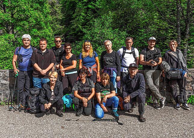 Die private Suchgruppe &bdquo;Bitte findet Scarlett&ldquo; beim Dreh für Sat 1 Gold.