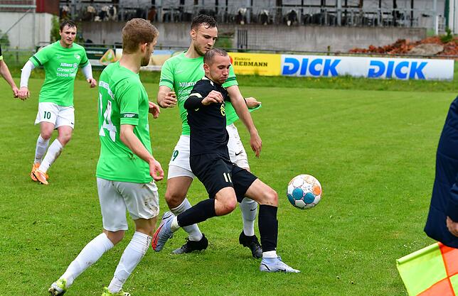 Bild 4: SG Mettingen/Krenkingen unterliegt dem TuS Efringen-Kirchen mit 0:1 &ndash; und wir haben Bilder!