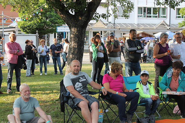 Bild 9: Bilder vom Picknick Konzert beim Blumberger Street Art Festival