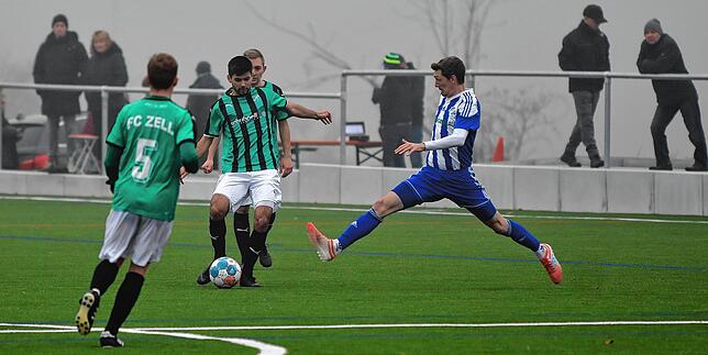 Bild 37: SG Mettingen-Krenkingen besiegt den Spitzenreiter FC Zell &ndash; und wir haben die Bilder!
