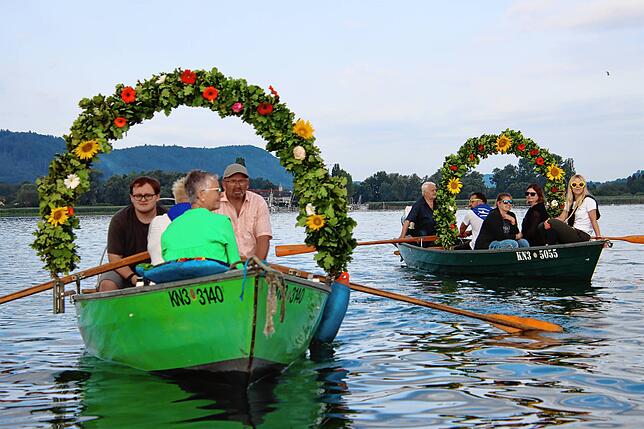 Bild 10: Pilgerfahrt über den See: Bilder von der Mooser Wasserprozession