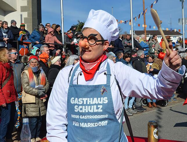 Bild 14: Närrisches Treiben beim Fasnets-Umzug 2025