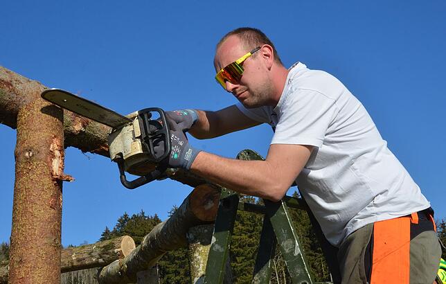 Bild 21: Erste Bilder vom Funken-Aufbau auf der Markdorfer Panzerwiese – So entsteht das Spektakel!
