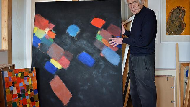 Schwarz will blühen: Emil Kiess stellt im Donaueschinger Museum Art Plus aus. Der große Maler der Baar, der seit Jahrzehnten das ...
