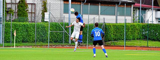 Bild 7: SG Mettingen/Krenkingen setzt sich mit 4:1 beim VfB Waldshut durch &ndash; und wir haben Bilder!