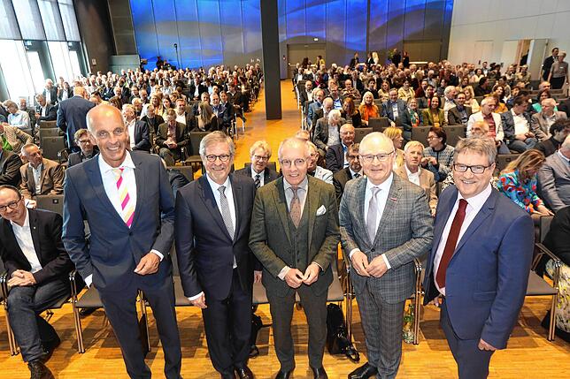 Wirtschaftsempfang der Kammern IHK und der HWK in Konstanz. Von links: Claudius Marx, IHK-Hauptgeschäftsführer, Thomas Conrady, ...