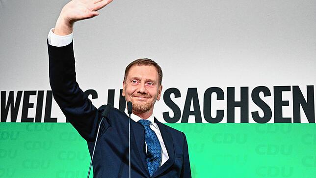 Sachsens Ministerpräsident Michael Kretschmer (CDU) könnte sich bei der Landtagswahl eine weitere Amtszeit gesichert haben.