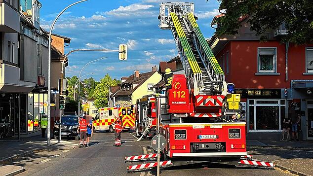 Die Freiwillige Feuerwehr Markdorf war am Montagabend in der Ravensburger Straße im Einsatz.