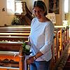 Katechetin Alexandra Kistler freut sich mit den Kindern und ihren Familien, dass der Weiße Sonntag im Albtal stattfinden konnte.