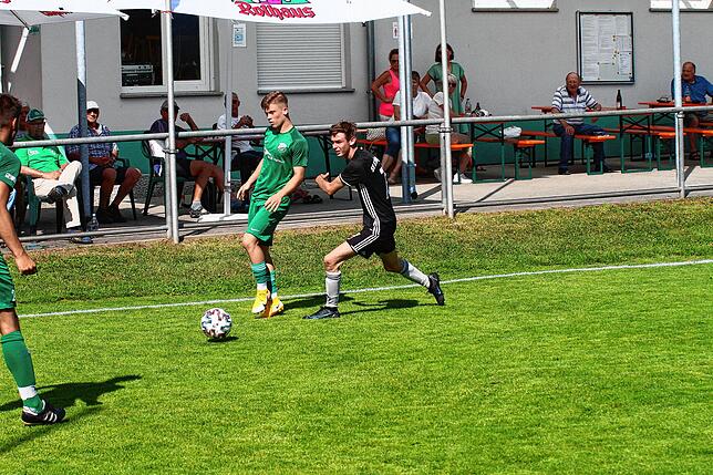 Bild 16: SV Rheintal feiert gegen den SV Stühlingen seinen ersten Saisonsieg &ndash; und wir haben Bilder!