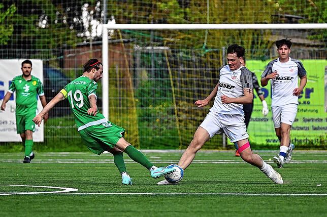 Bild 4: SV Herten besiegt den VfB Waldshut mit 6:2 – und wir haben Fotos!