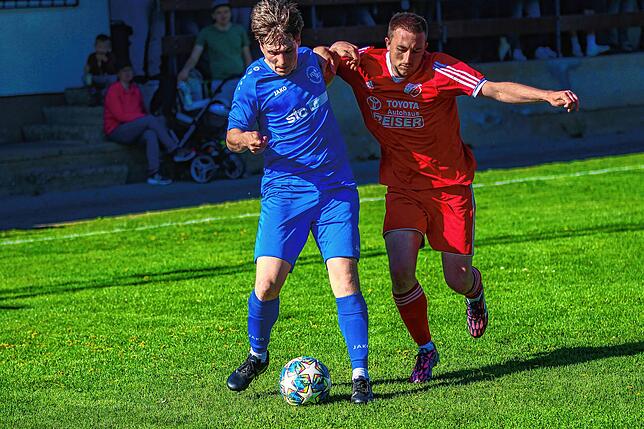 Bild 15: SG Stühlingen/Weizen besiegt den SV Eggingen im Derby mit 4:0 – und wir haben Fotos!