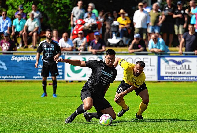 Bild 22: So feiert der FC Öhningen-Gaienhofen die Bezirksliga-Meisterschaft. Wir haben die besten Bilder!