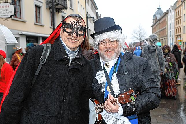 Bild 25: Schmotziger Dunschtig in Konstanz: Fasnacht mit Musik, Hästrägern und buntem Treiben - Die Bilder!