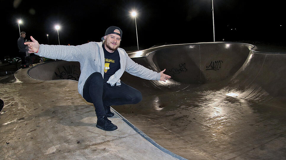 Daniel Weber aus Villingen war als Jugendgemeinderat an den Planungen für den Skatepark beteiligt. Jetzt freut er sich über das aus ...