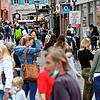 Einkaufen in Konstanz an einem Samstag im Sommer 2021. Gefühlt ist wieder mehr los. Täuscht der Eindruck?