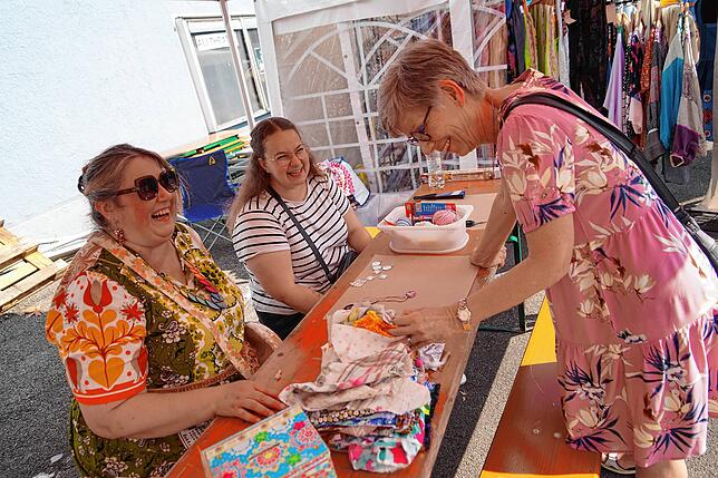 Bild 4: Bunte Vielfalt auf dem Marktplatz