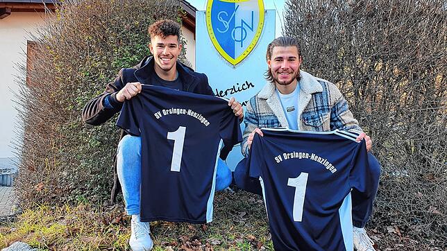 Dieses Duo teilt sich die Nummer eins: Matthias Stemmer (links) und Fabio von Briel vom SV Orsingen-Nenzingen, Tabellenzweiter der ...
