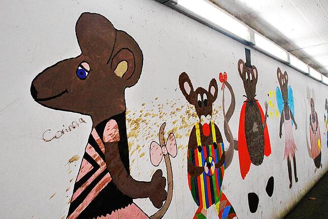 Bild 16: Graffitis, Kaugummiautomaten, Unterführungen: Friedrichshafen von seiner hässlichsten Seite