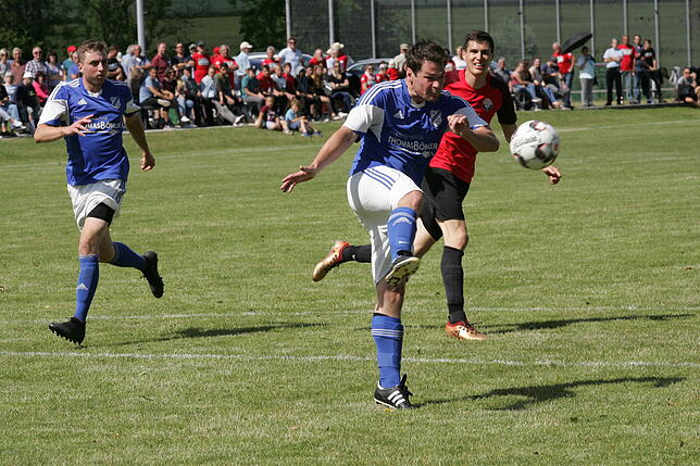 Bild 29: Dramatisches 2:1 gegen SV Berau: FC Hochrhein ist Meister &ndash; wir haben die Bilder!