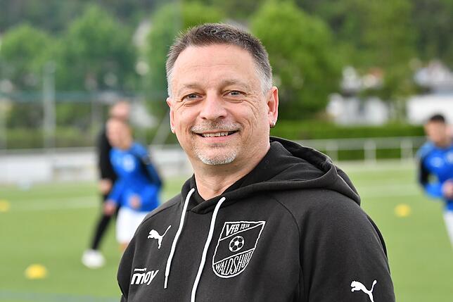 Jochen Zuber (52) spielte als Jugendlicher und Aktiver stets für den VfB Waldshut. Im Verein war er zudem im Vorstand aktiv und ...