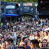 Jahr für Jahr lockt das Hohentwielfestival tausende Besucher auf den Singener Hausberg &ndash; wie auf diesem Bild im vergangenen Jahr. ...