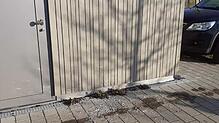 Unbekannte sind in Rheinheim in den Kiosk der Minigolfanlage eingebrochen. Unter anderem haben sie die Scheibe der Toilettenanlage ...