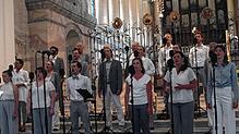 Den fulminanten Auftakt der Samstagskonzerte im Rahmen der internationalen Domkonzerte in St.¦Blasien machte der Jazzchor Freiburg. ...