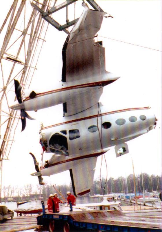 1994 vor Bregenz: In der zweimotorigen Cessna starben fünf Menschen. Bild: dpa