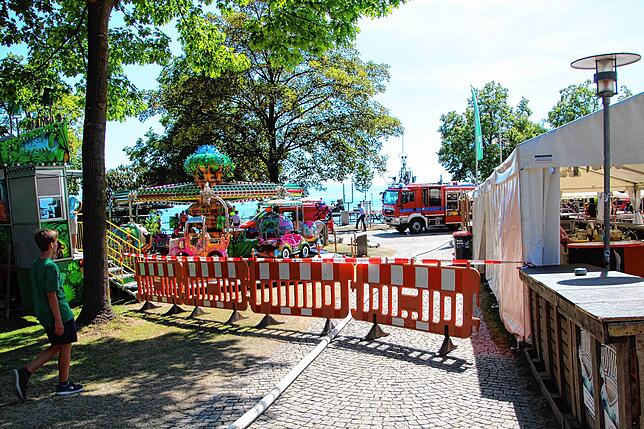 Bild 22: Bilder der Brandstelle nach einem Feuer auf dem Seehasenfest