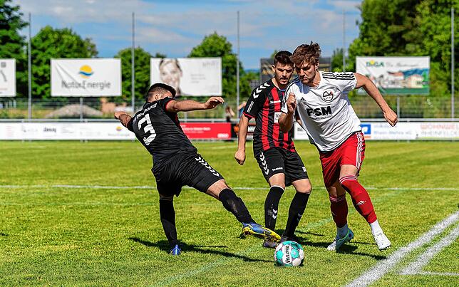 Bild 4: FSV Rheinfelden kassiert 0:5-Niederlage gegen den FSV RW Stegen &ndash; wir haben Bilder!