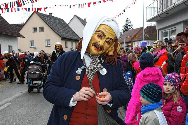 Bild 2: Bilder vom Großen Narrenumzug in Wald (2/2)
