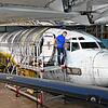 David Dornier, Direktor des Dornier Museums, steht vor der Landshut.