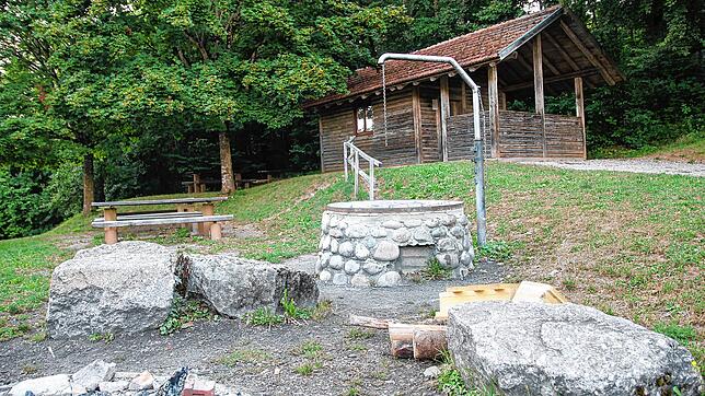 Vandalismus und Drogenkonsum: Immer wieder gibt es Probleme im Bereich der Grillhütte Gaiß, die östlich der B 500, an der ...