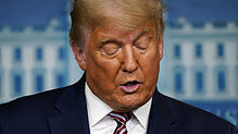 Donald Trump, Präsident der USA, spricht im Weißen Haus.