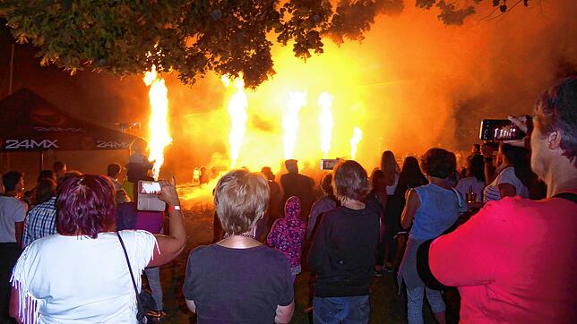 Beim Seezauber in Sipplingen wird es am Samstag erneut eine kleine Feuershow geben.