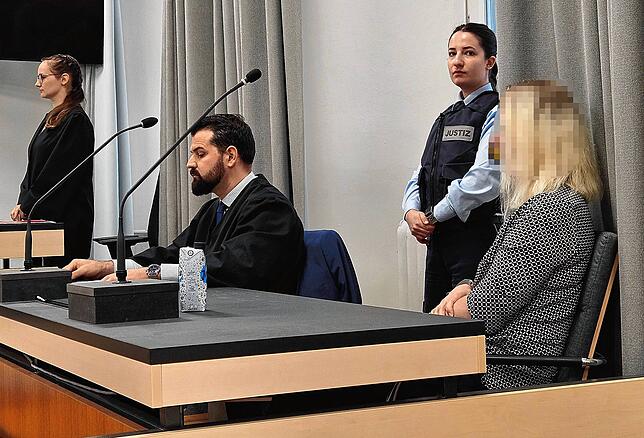 Das Urteil ist gefällt: 15 Jahre muss die Angeklagt im Hochbeetmord ins Gefängnis.