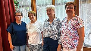 Der Vorstand des Frauenvereins Tiengen: Schriftführerin Sabine Krähenbühl (von links), Vorsitzende Cornelia Maier, die stellvertretende ...