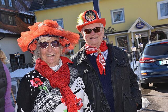 Bild 46: Bilder vom Narrentreffen der Urviecher-Zunft Bad Dürrheim: Großer Festumzug (1)
