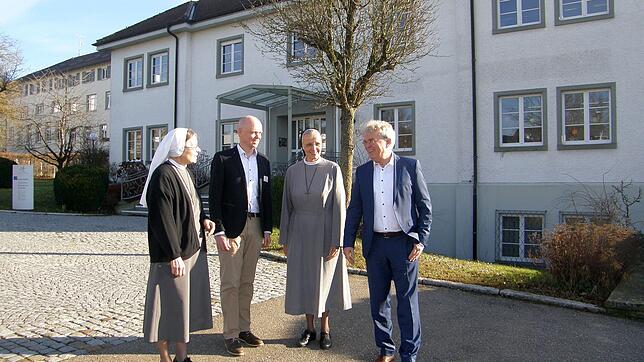 Das Kloster Hegne hat seine Bildungsangebote gebündelt und die Theodosius- Akademie gegründet. Diese wird von der Kloster-Stiftung ...