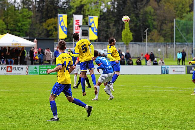 Bild 11: Intensives Unentschieden! Die Bilder vom Landesliga-Duell SpVgg F.A.L. gegen Hegauer FV