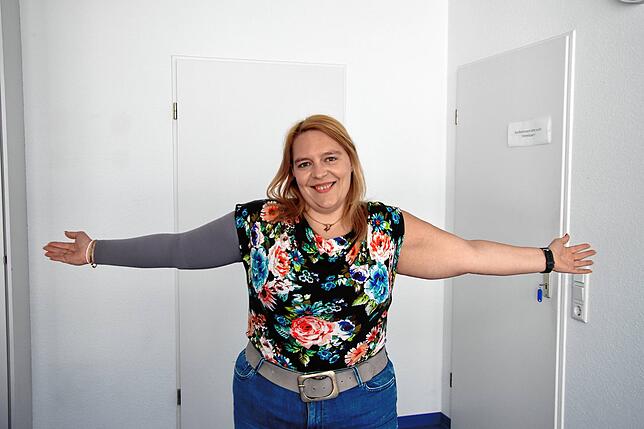 Rebecca Schuler aus Singen ist am Lipödem erkrankt. Die Kompressionsstrümpfe sind für sie eine hilfreiche Therapiemaßnahme. Aber sie hat ...